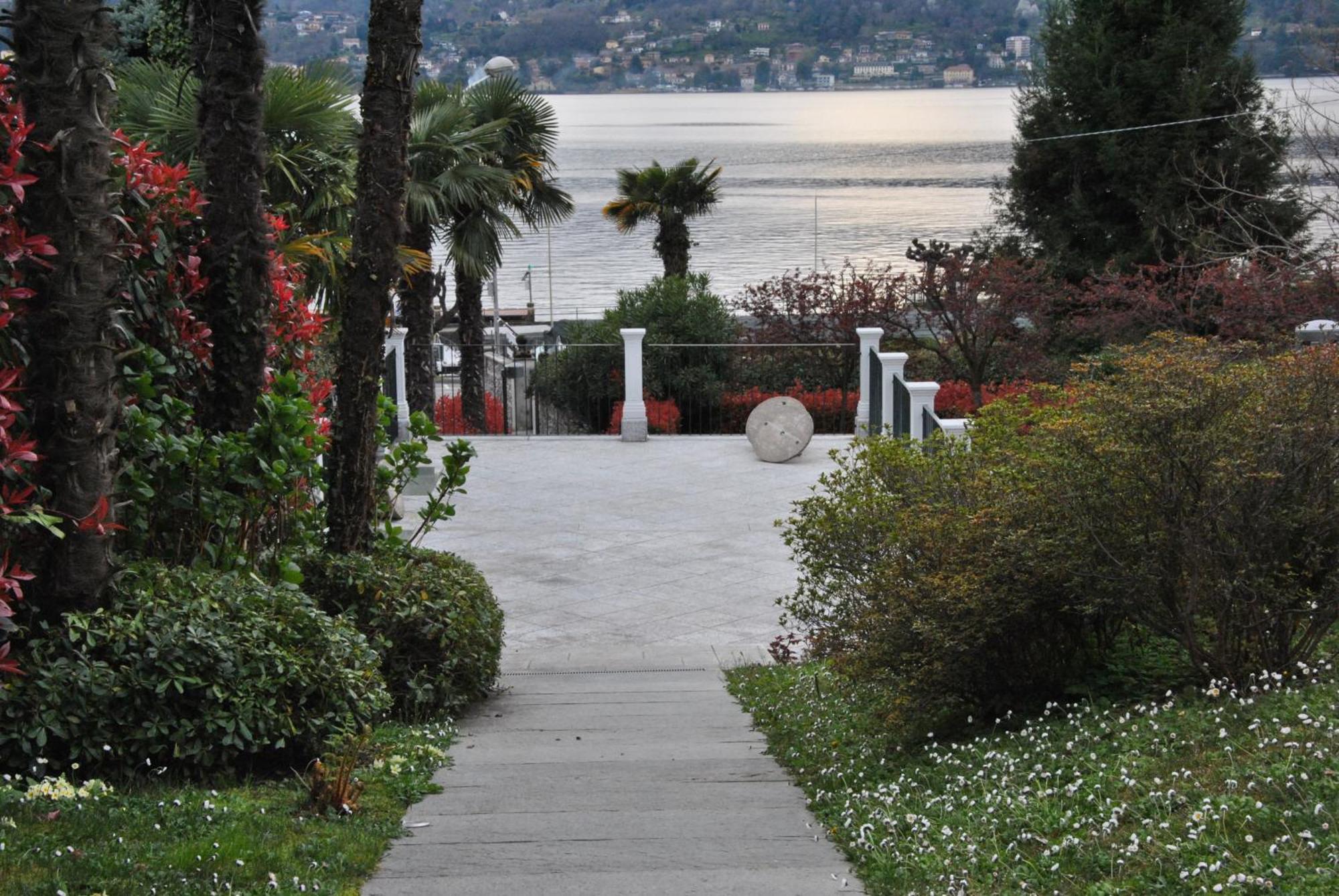Hotel Belvedere Ranco Exterior foto