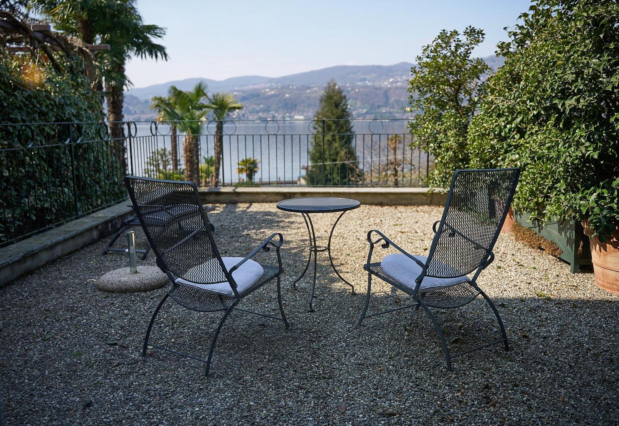 Hotel Belvedere Ranco Exterior foto